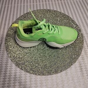 Zumba Fitness Sneakers, 7.5, Green